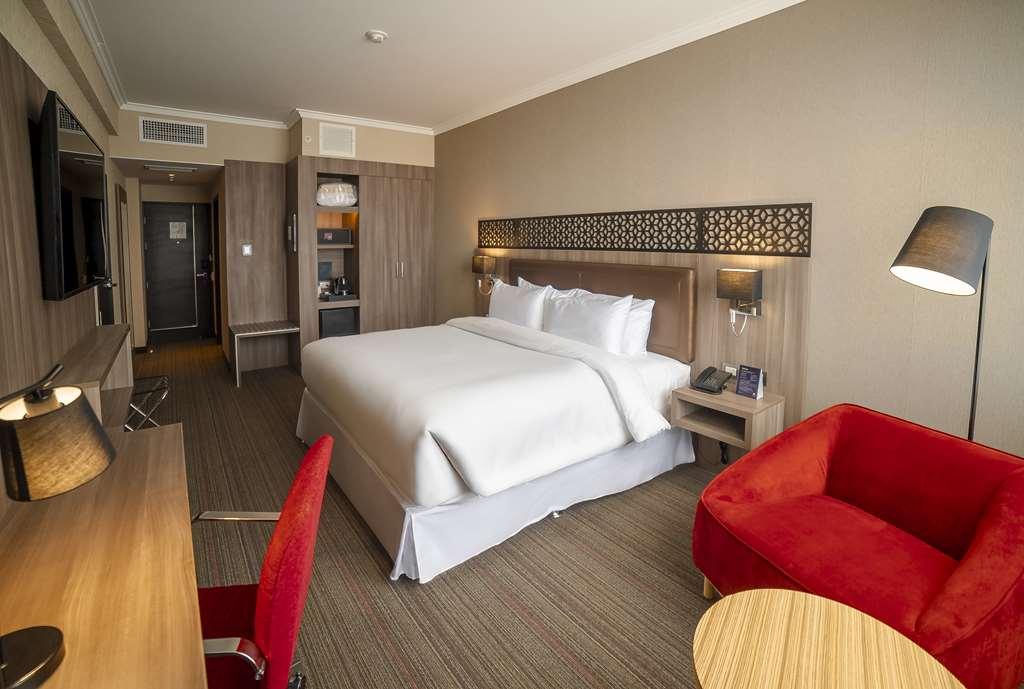 Doubletree By Hilton Trujillo Hotel Encalada Ruang foto