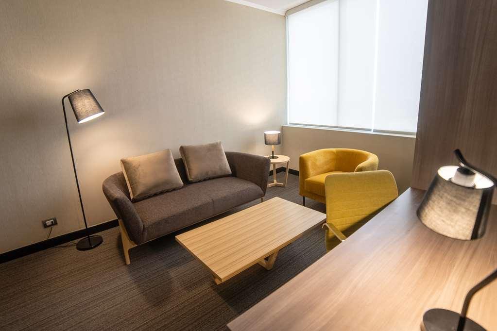 Doubletree By Hilton Trujillo Hotel Encalada Ruang foto